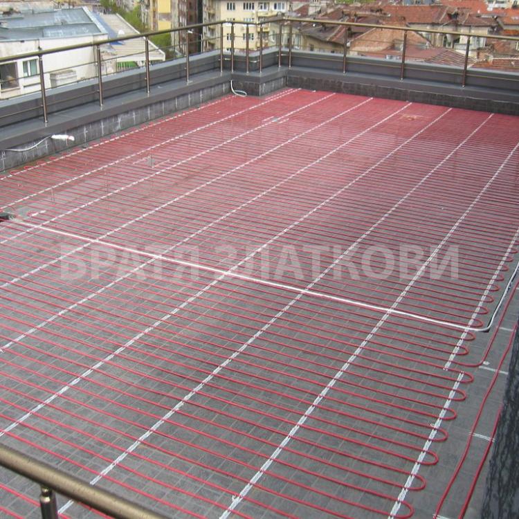 Почистване от сняг тераси